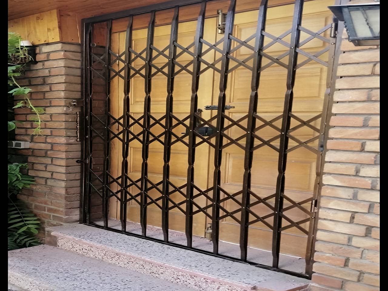درب آکاردئونی | فرفورژه آنلاین درب آکاردئونی