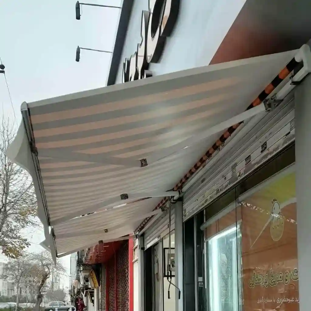 سایبان&zwnj; برقی بازویی تراس