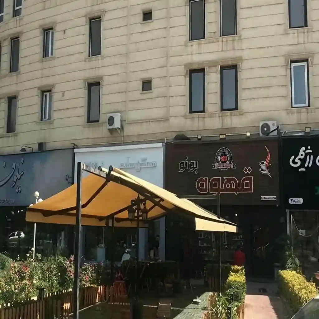 سایبان&zwnj; برقی ریلی کافه