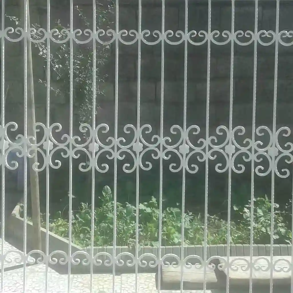 حفاظ پنجره فرفورژه