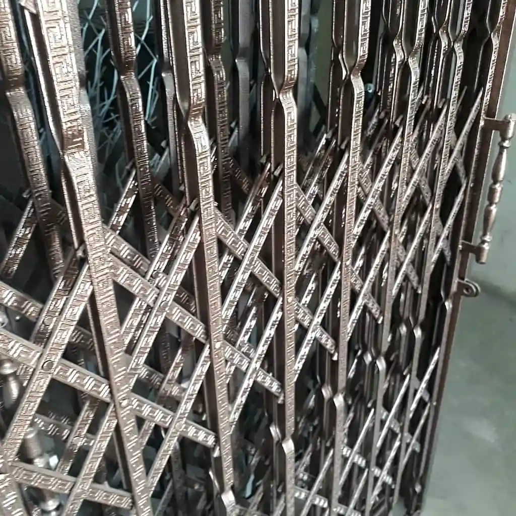 قیمت حفاظ آکاردئونی