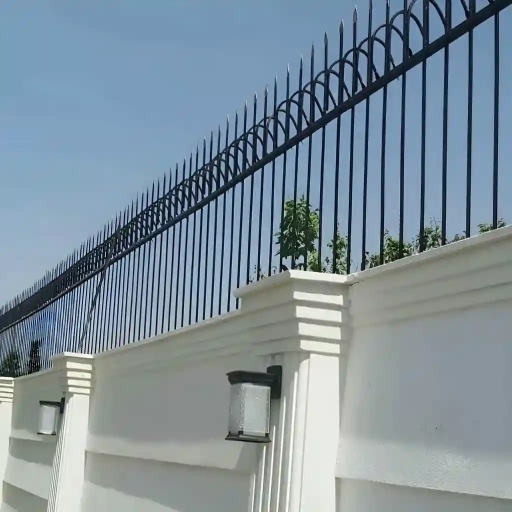 حفاظ ویلا و باغ