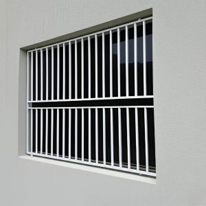 حفاظ پنجره دوجداره مدل ساده میله افقی