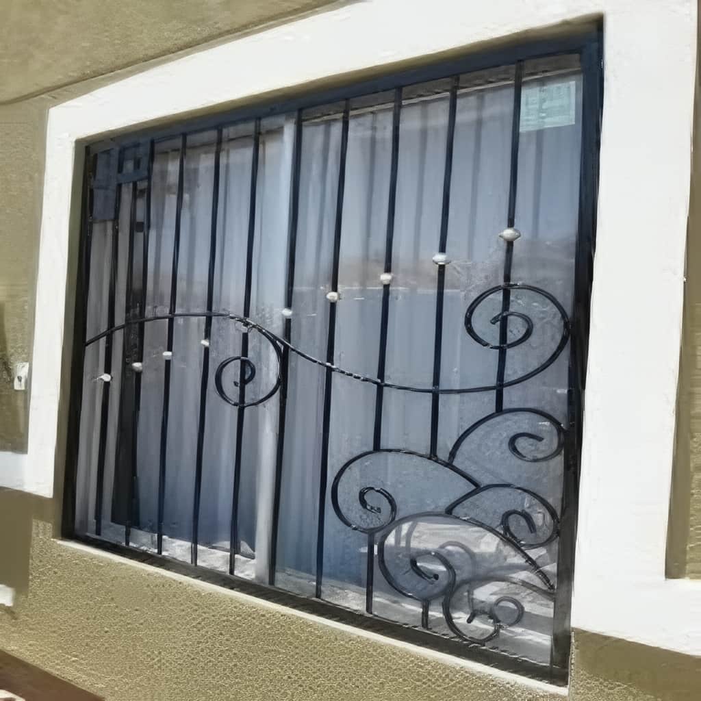حفاظ پنجره مدل گل پیچ 5 حفاظ پنجره مدل گل پیچ کلاسیک