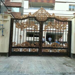 خرید درب پارکینگ فرفورژه لوکس مدرن