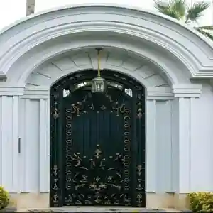 خرید درب حیاط ویلایی فلزی مدرن