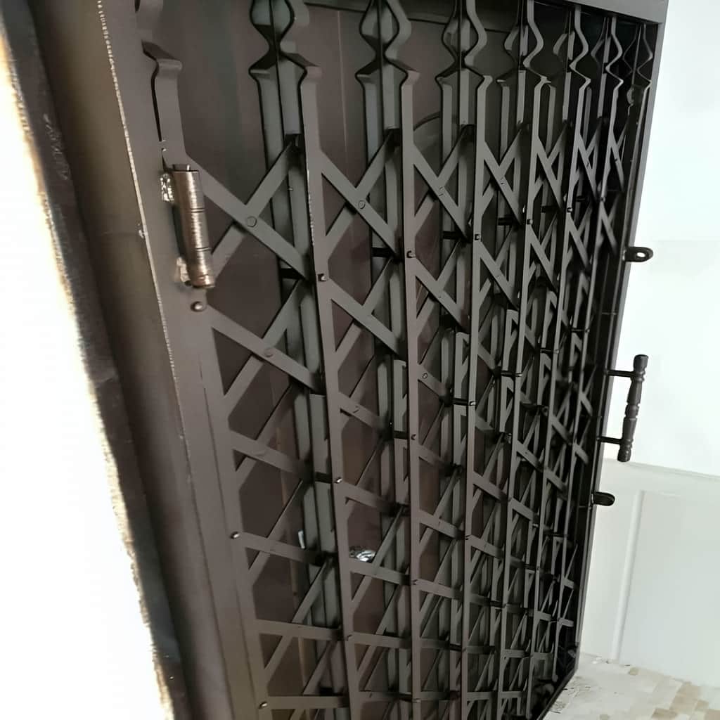 کارخانه درب آکاردئونی آهنی قفل مخفی در استان مازندران