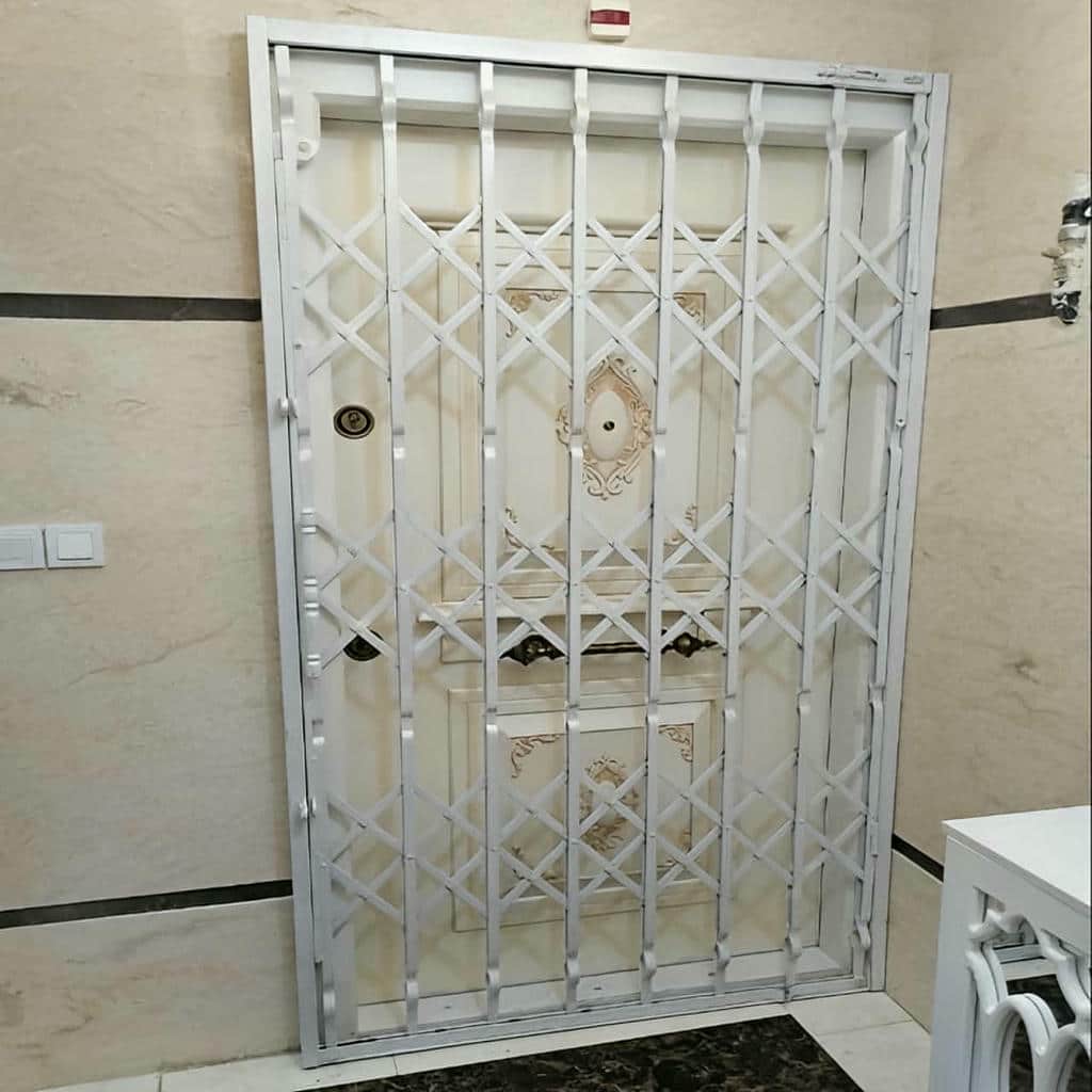 خرید درب آکاردئونی حفاظ آهنی رنگ ضدزنگ در تهران