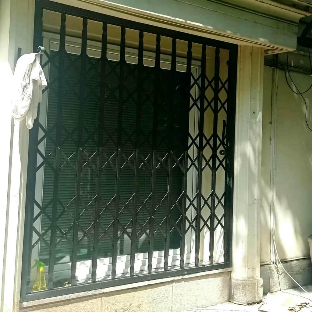 درب آکاردئونی حفاظ آهنی در پرند