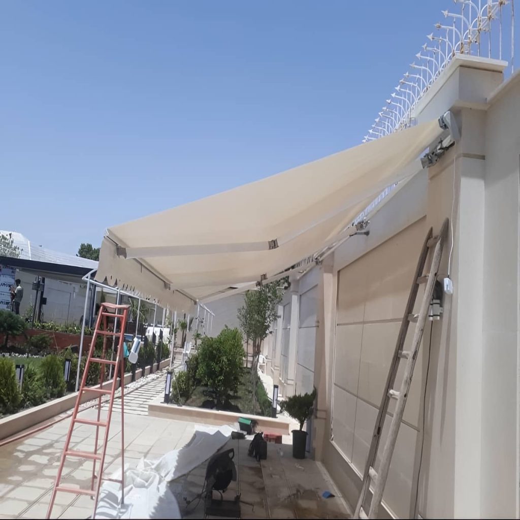 نصب سایه بان برقی اتوماتیک پارکینگ در فیروزکوه