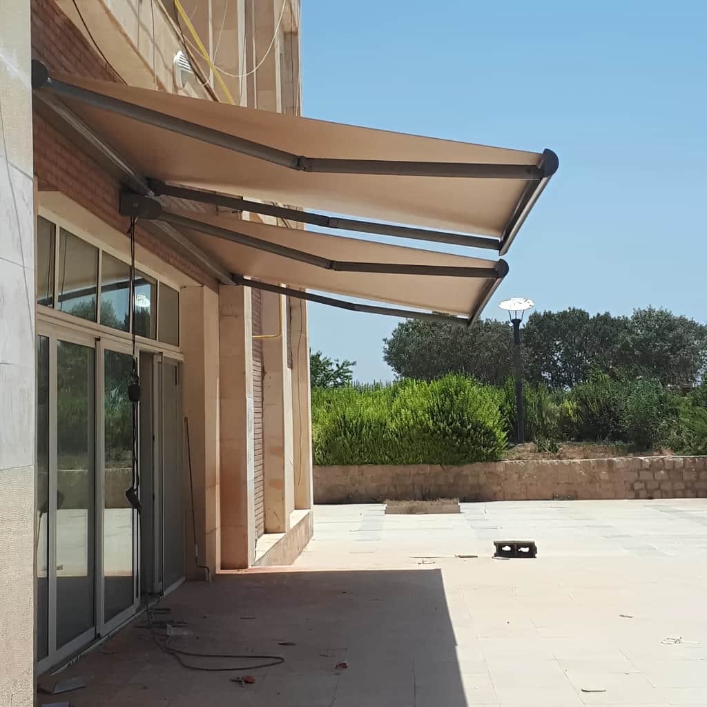 نصب سایبان برقی اتوماتیک پارکینگ در گنبدکاووس