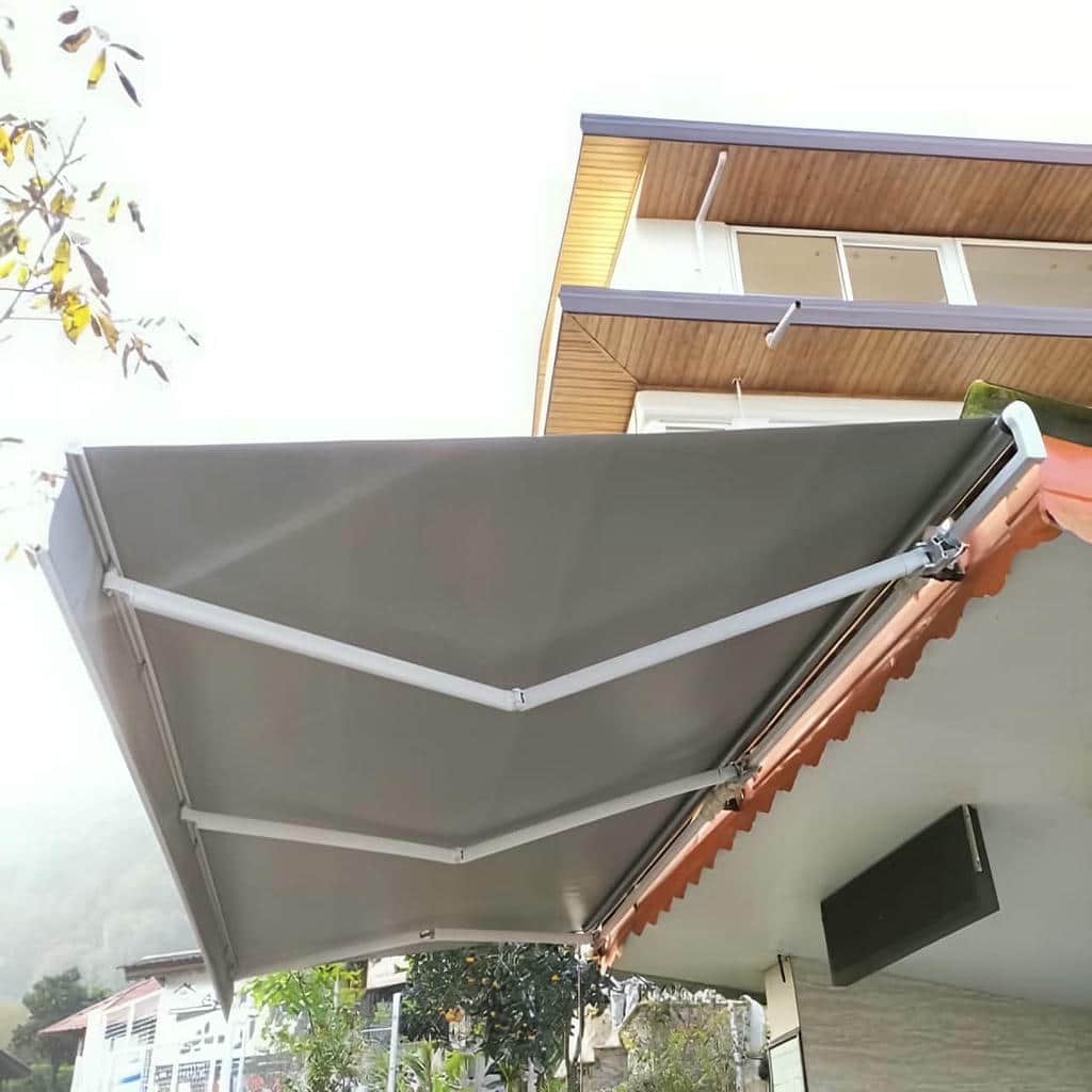 نصب سایبان برقی اتوماتیک پارکینگ در چالوس