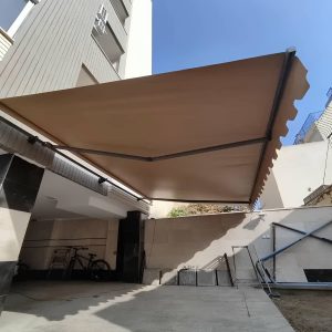 سایه بان برقی اتوماتیک در ایرانشهر