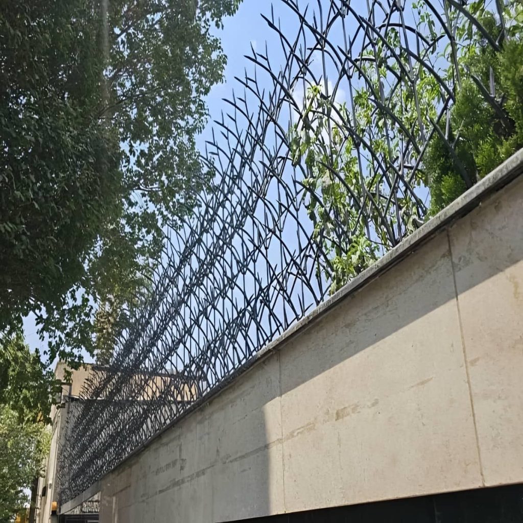 نصب حفاظ شاخ گوزنی رنگ مقاوم در قزوین