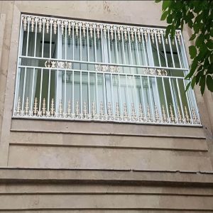 حفاظ پنجره فرفورژه در کردان