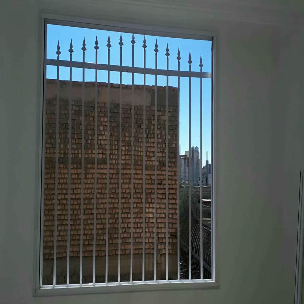 کارخانه حفاظ پنجره فرفورژه مدل بازشو در بیرجند