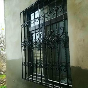حفاظ پنجره فرفورژه در کرمان