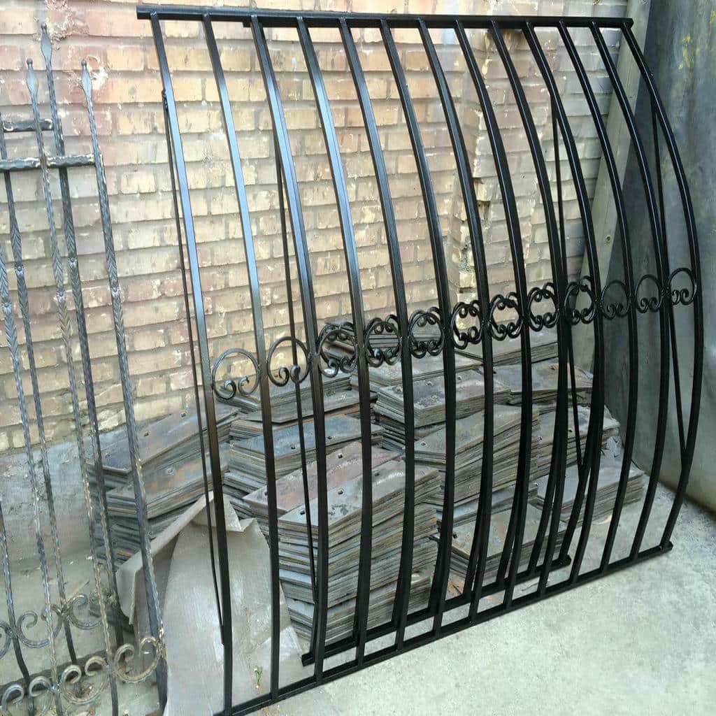 قیمت حفاظ پنجره فرفورژه اندازه‌گیری دقیق در ساوه