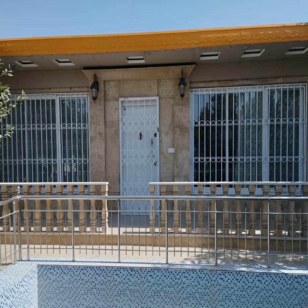 نصب حفاظ پنجره فرفورژه پروفیل مقاوم در ساوه