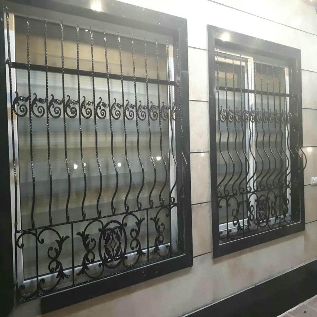 حفاظ پنجره فرفورژه در اردبیل