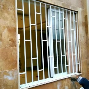 حفاظ پنجره فرفورژه در کیش