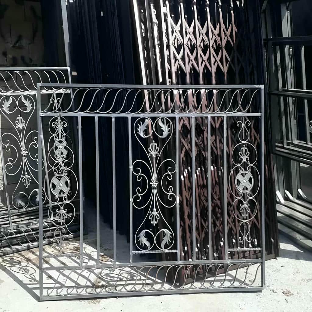 حفاظ پنجره فرفورژه در طالقان
