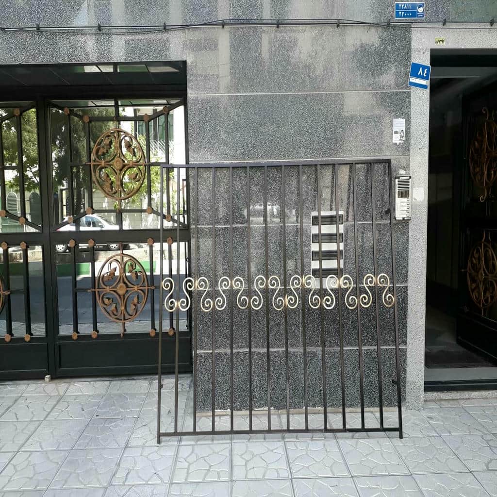 نصب حفاظ پنجره فرفورژه بازشو در بندر بوشهر
