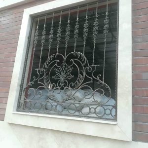 حفاظ پنجره فرفورژه در فیروزکوه