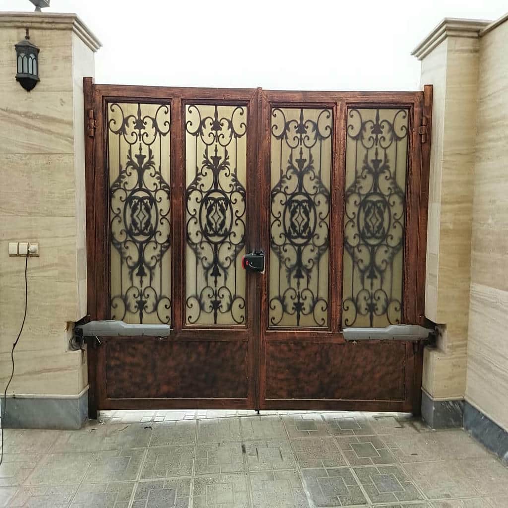 نصب جک درب پارکینگ اتوماتیک پارکینگی در بومهن