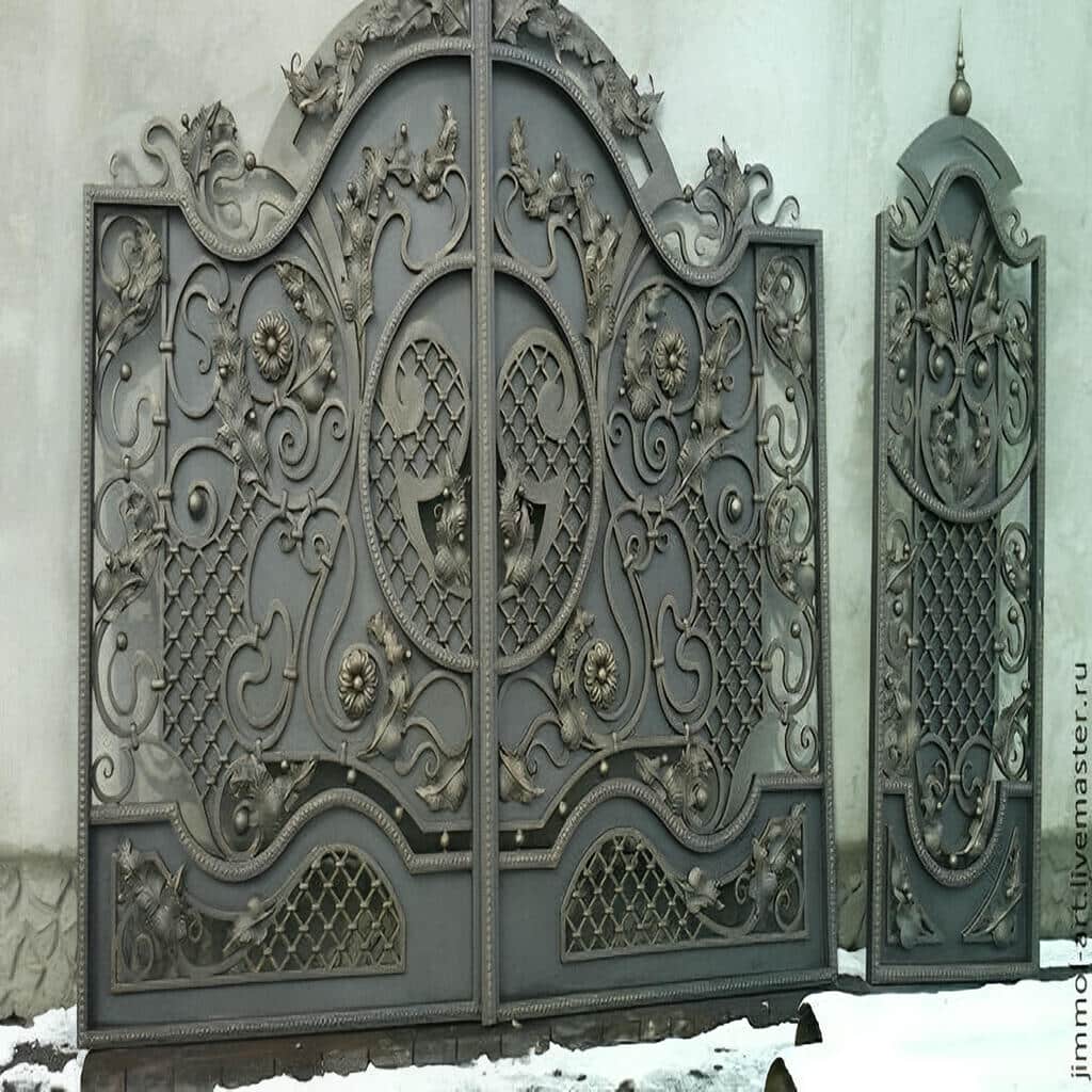 نصب درب حیاط ویلایی فرفورژه در ایرانشهر