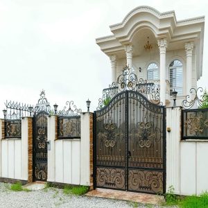 درب حیاط پارکینگ در قشم