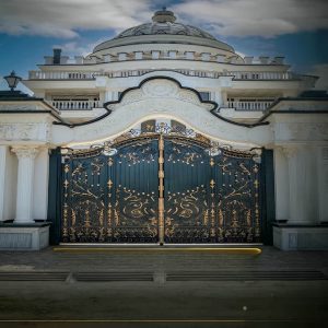 درب حیاط پارکینگ ویلایی در کیش