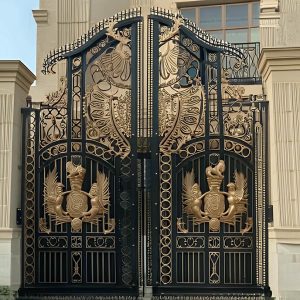 درب حیاط پارکینگ ویلایی در رفسنجان
