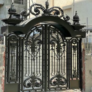 درب حیاط پارکینگ ویلایی در فیروزکوه