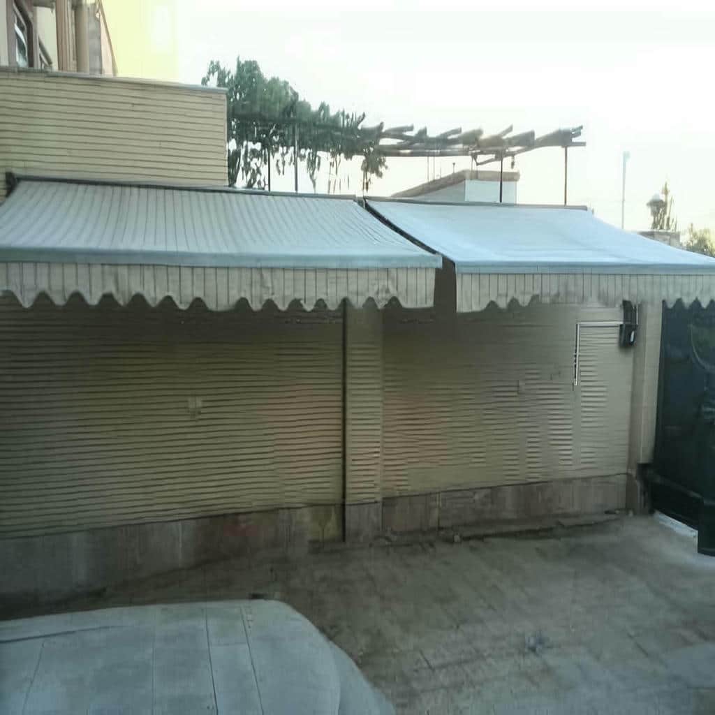 سایبان برقی و دستی با پارچه مقاوم در برابر آفتاب سایبان برقی و دستی با پارچه مقاوم در برابر آفتاب