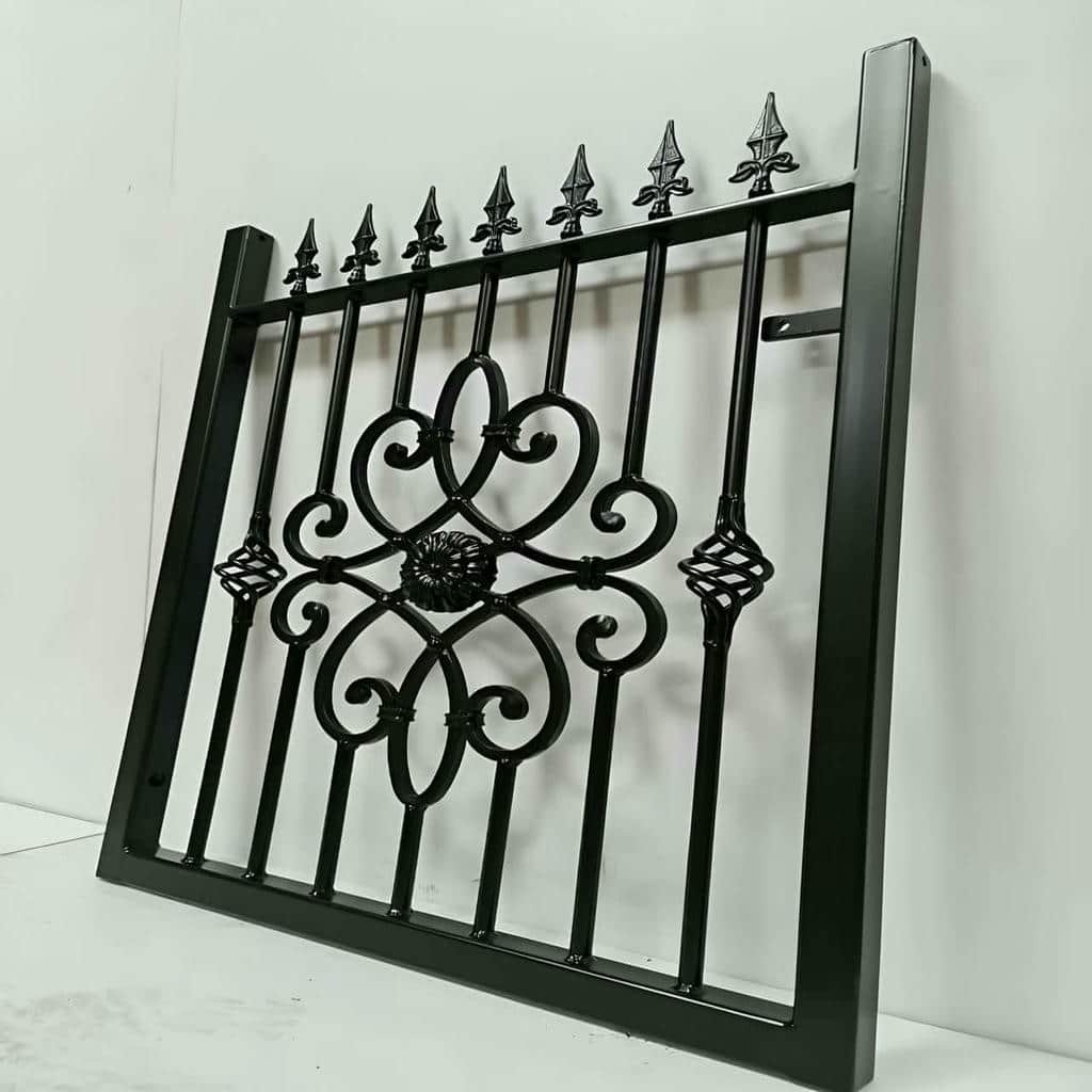 نصب نرده سی ان سی روی پنجره