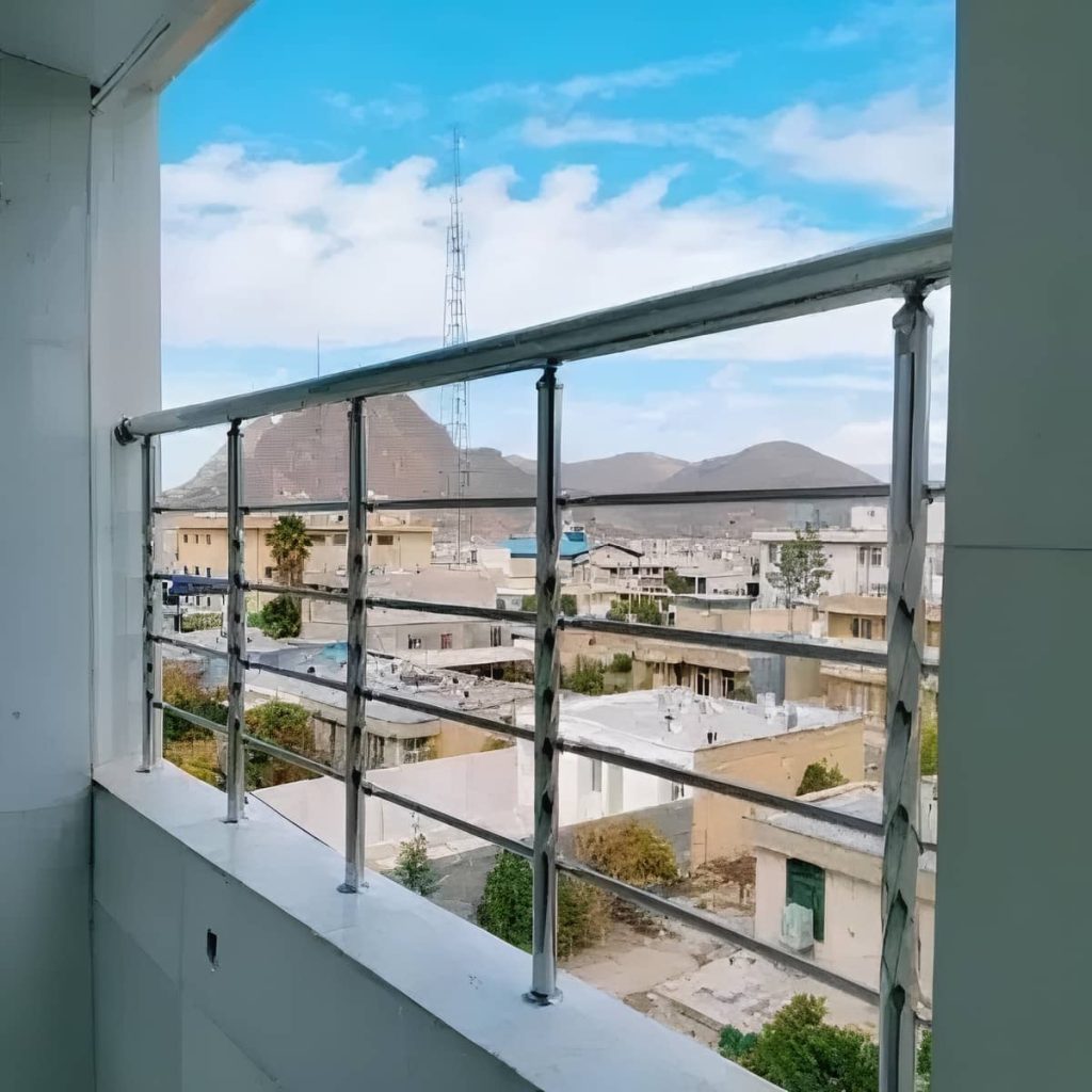 فروش نرده استیل لوکس مناسب تراس
