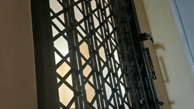 10 مدل درب آکاردئونی سفید طلایی
