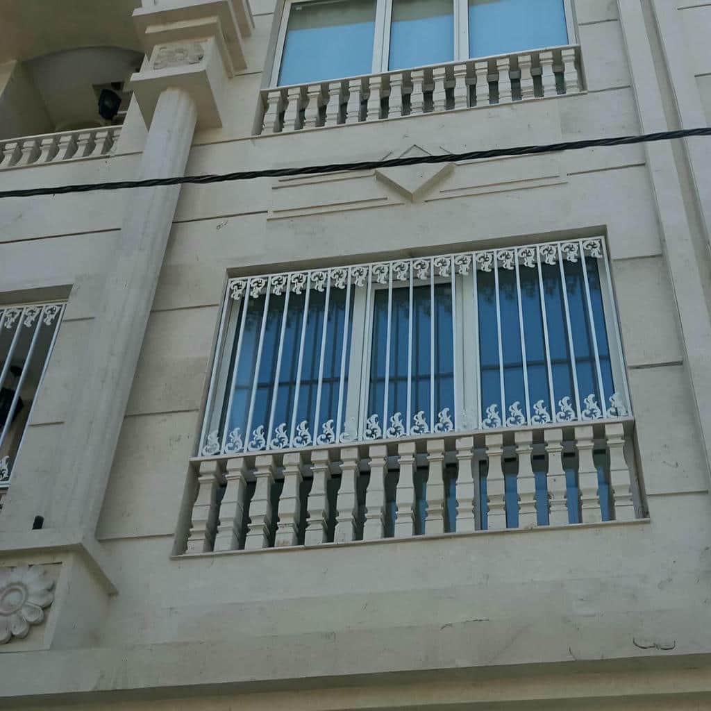 خرید حفاظ پنجره دوجداره ضد سرقت عمودی