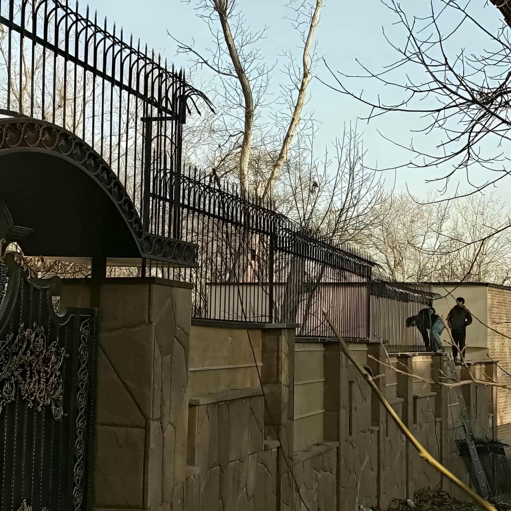 ساخت حفاظ سرنیزه لیلیومی برای دیوار