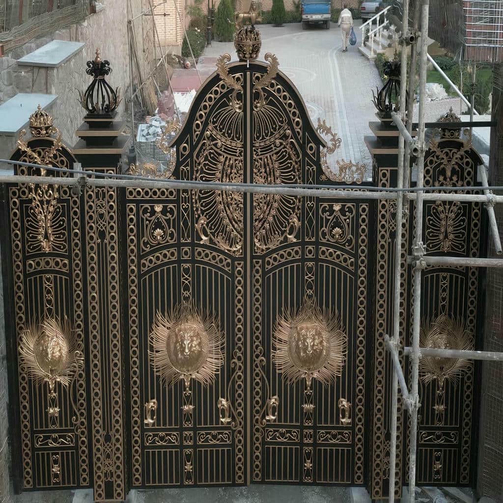 استعلام قیمت درب ساختمان فرفورژه گل دار