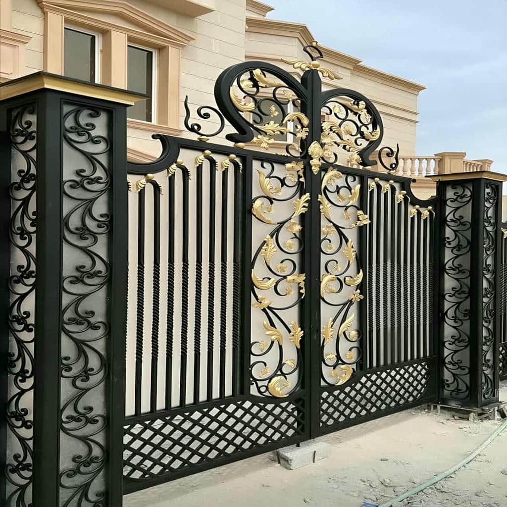 نصب درب ویلایی مینیمال با قفل برقی