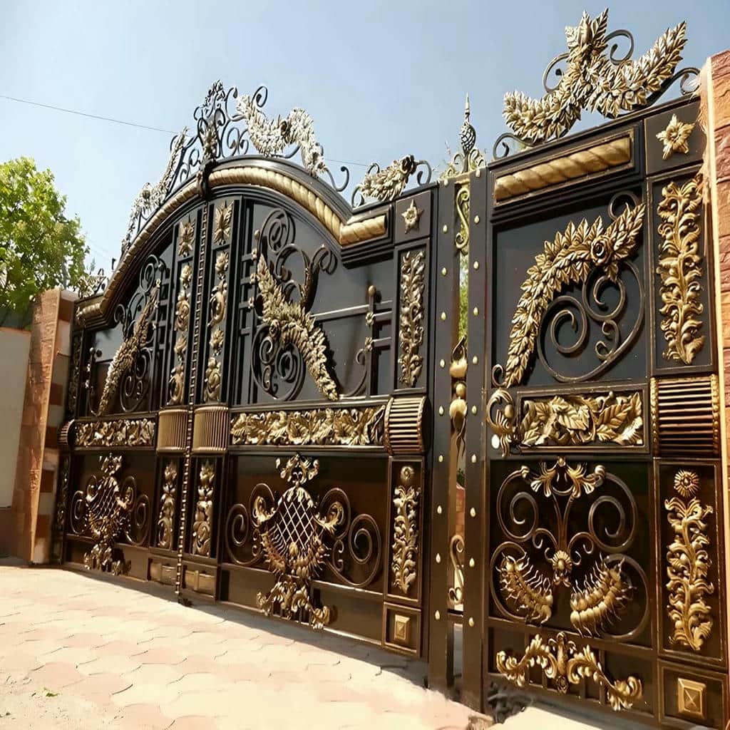 نصب درب حیاط فلزی دو لنگه در ورودی ساختمان