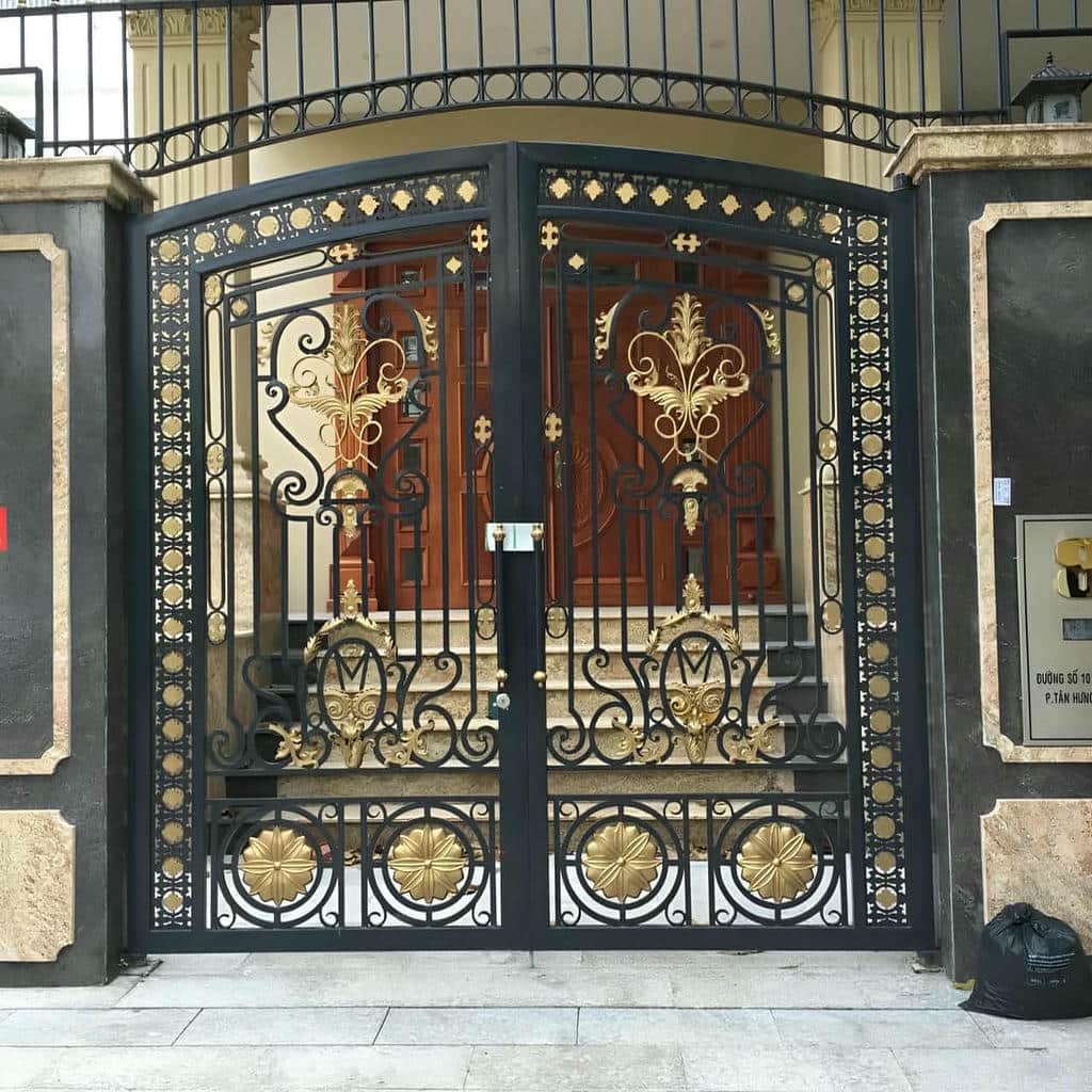 خرید درب پارکینگ فلزی نمای ساختمان