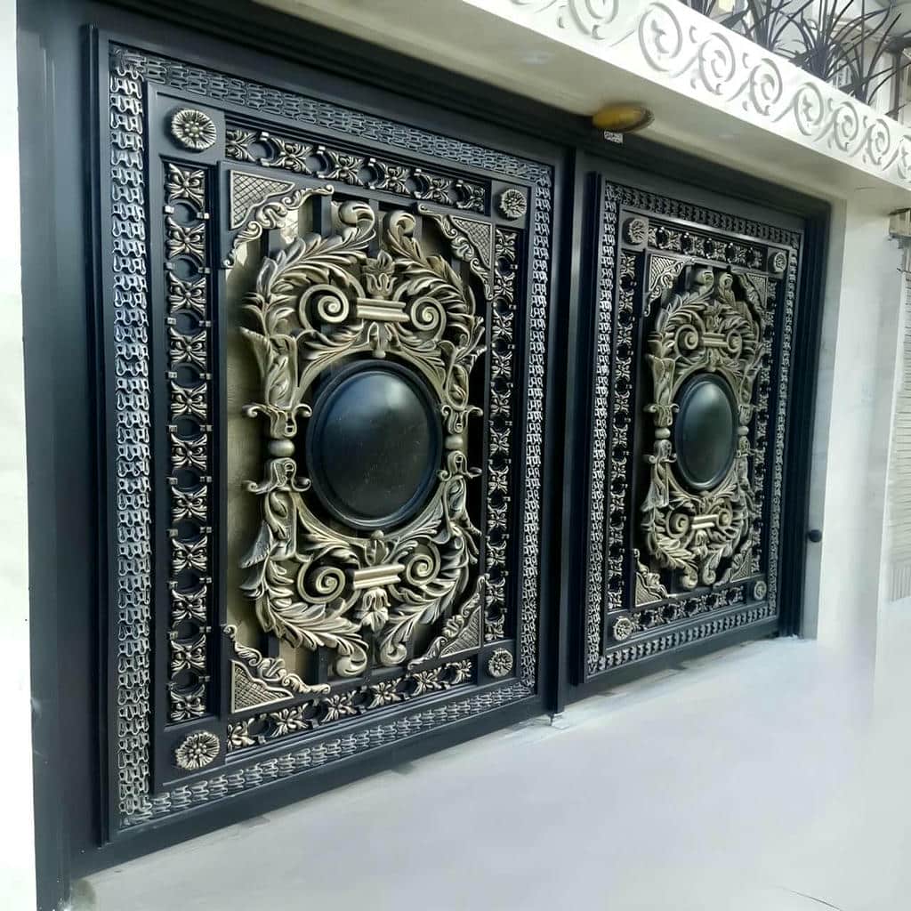 اجرای درب حیاط ورودی جنوبی ورق پوش