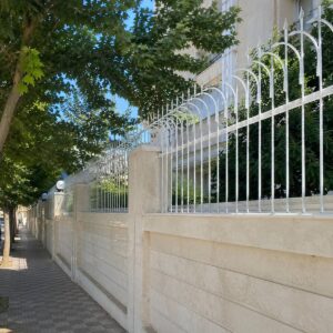 8 مدل حفاظ روی دیوار باغ محوطه